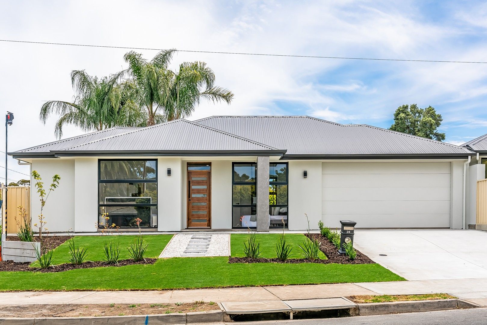 3 bedrooms House in 24 Kingsford Smith Street MODBURY HEIGHTS SA, 5092