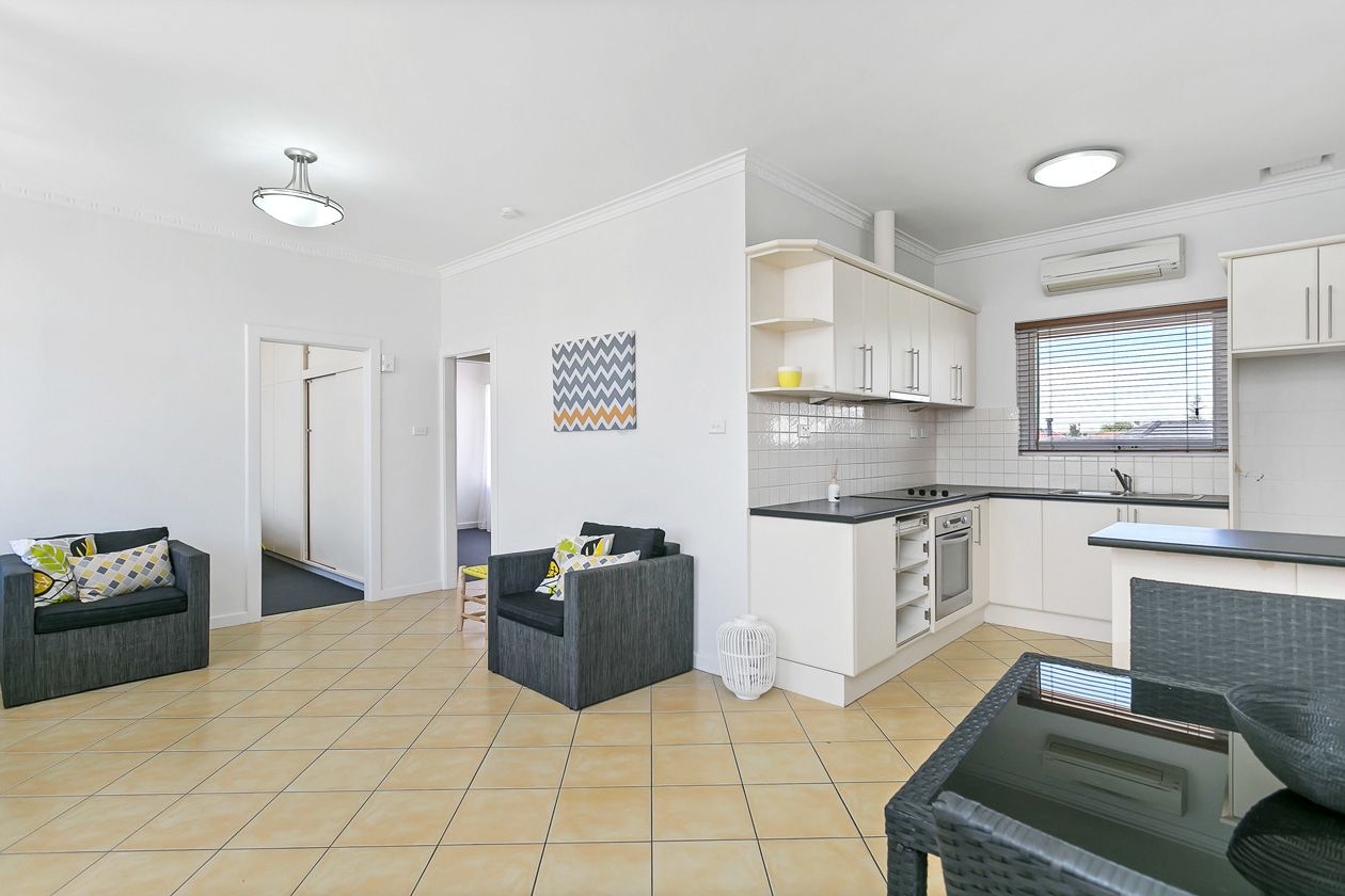 8/62 Seaview Road, West Beach SA 5024, Image 0