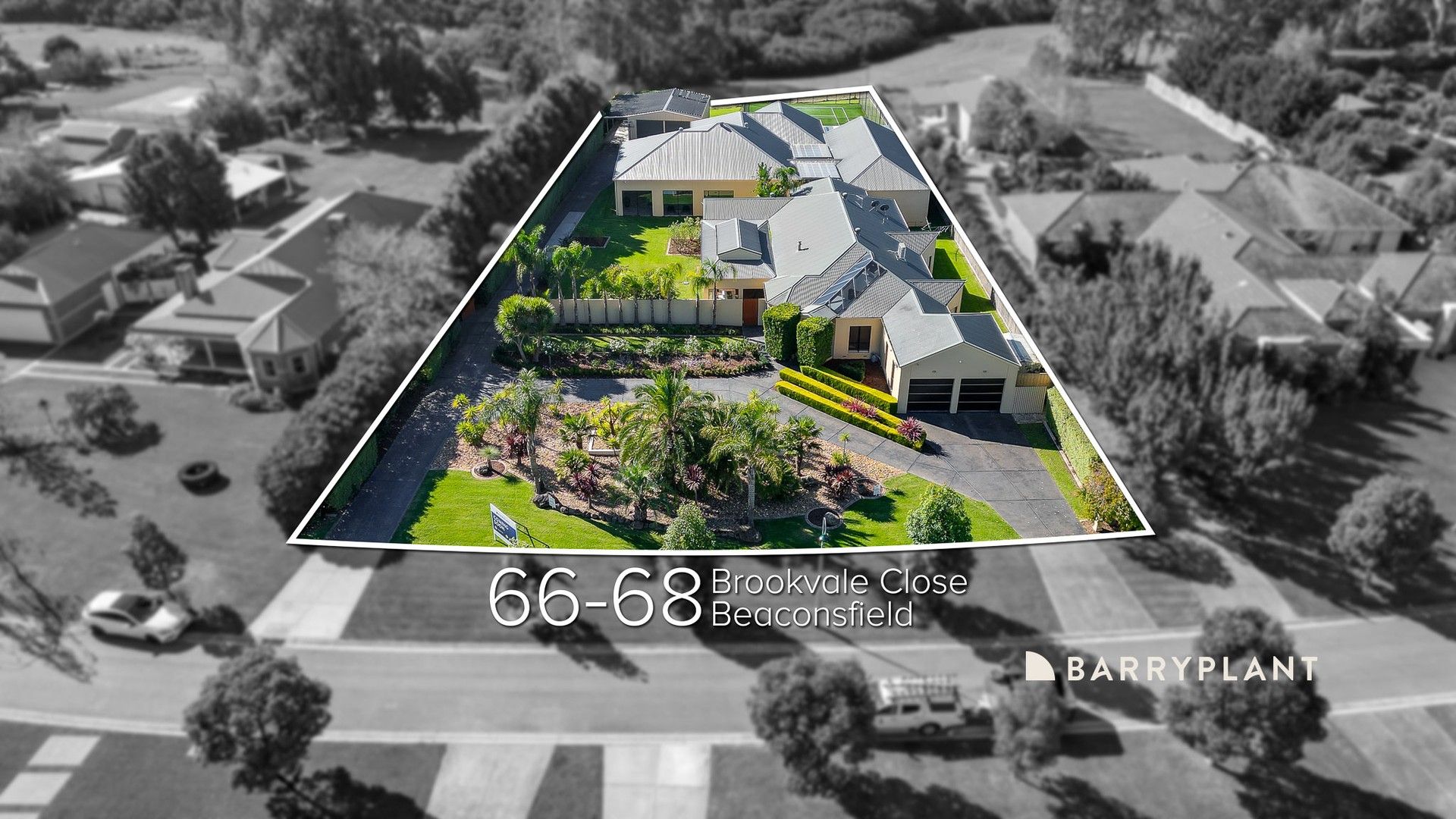 6 bedrooms House in 66-68 Brookvale Close BEACONSFIELD VIC, 3807