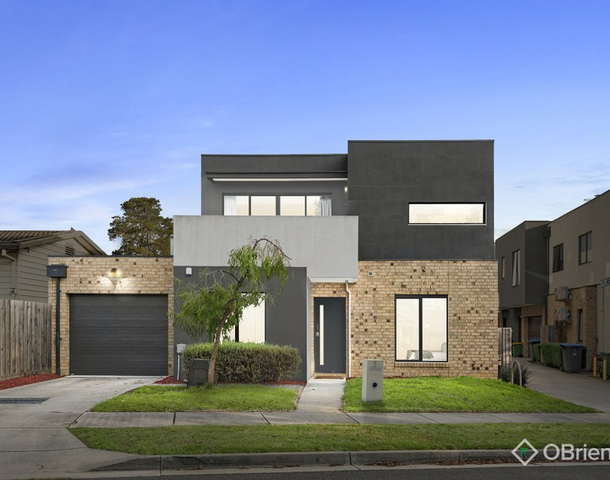 1 Aston Place, Bayswater VIC 3153