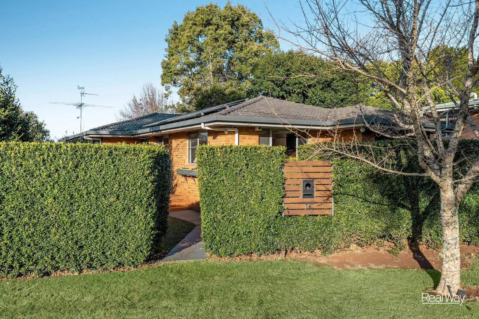Additional image 4 of 16 Talinga Street, Mount Lofty QLD 4350