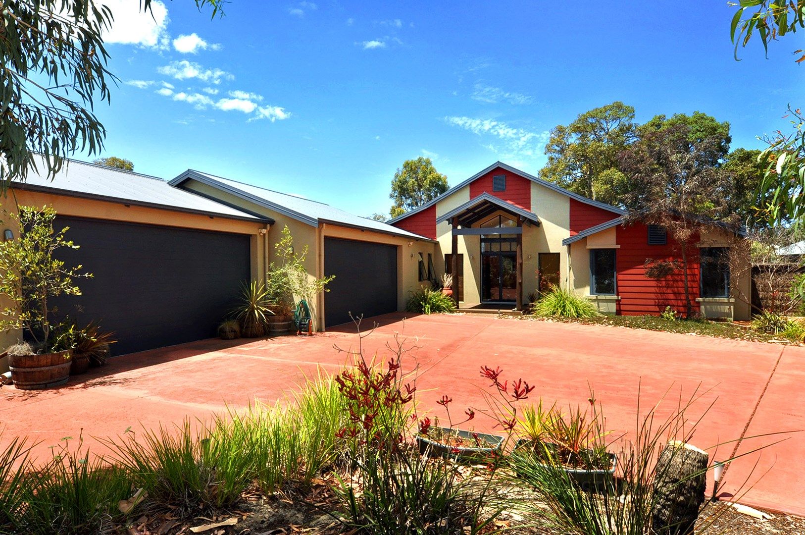 17 Gascoyne Circle, Millbridge WA 6232, Image 0