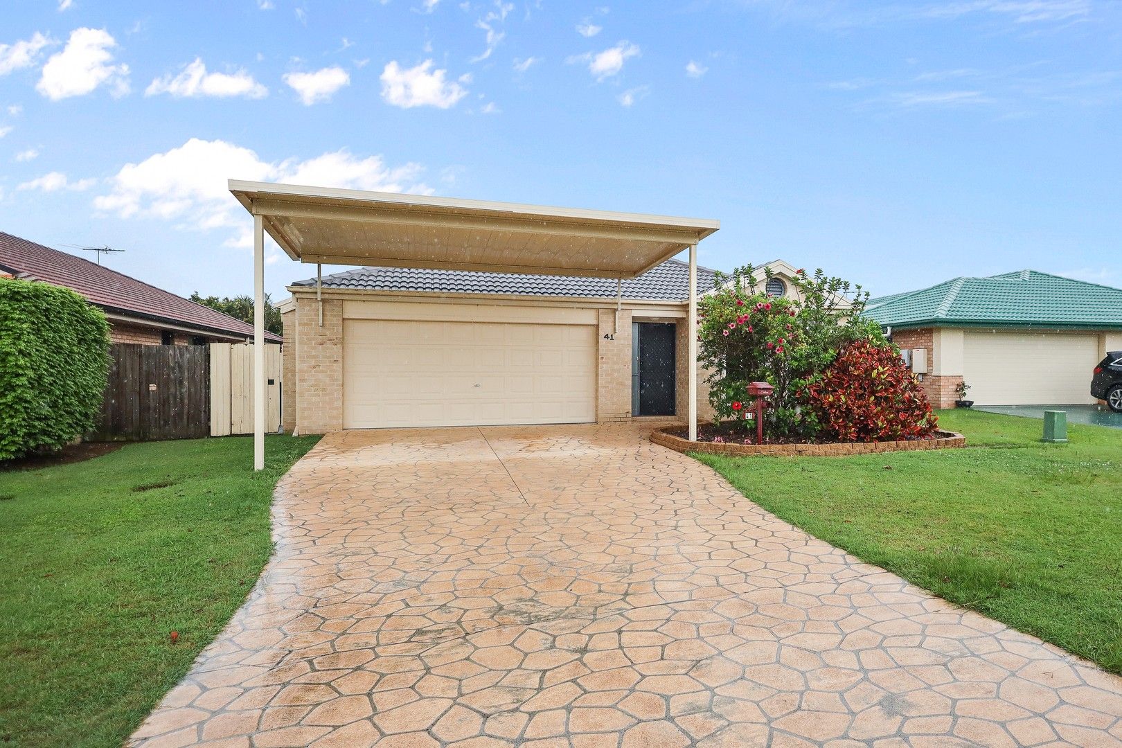 4 bedrooms House in 41 Beresford Circuit BRACKEN RIDGE QLD, 4017
