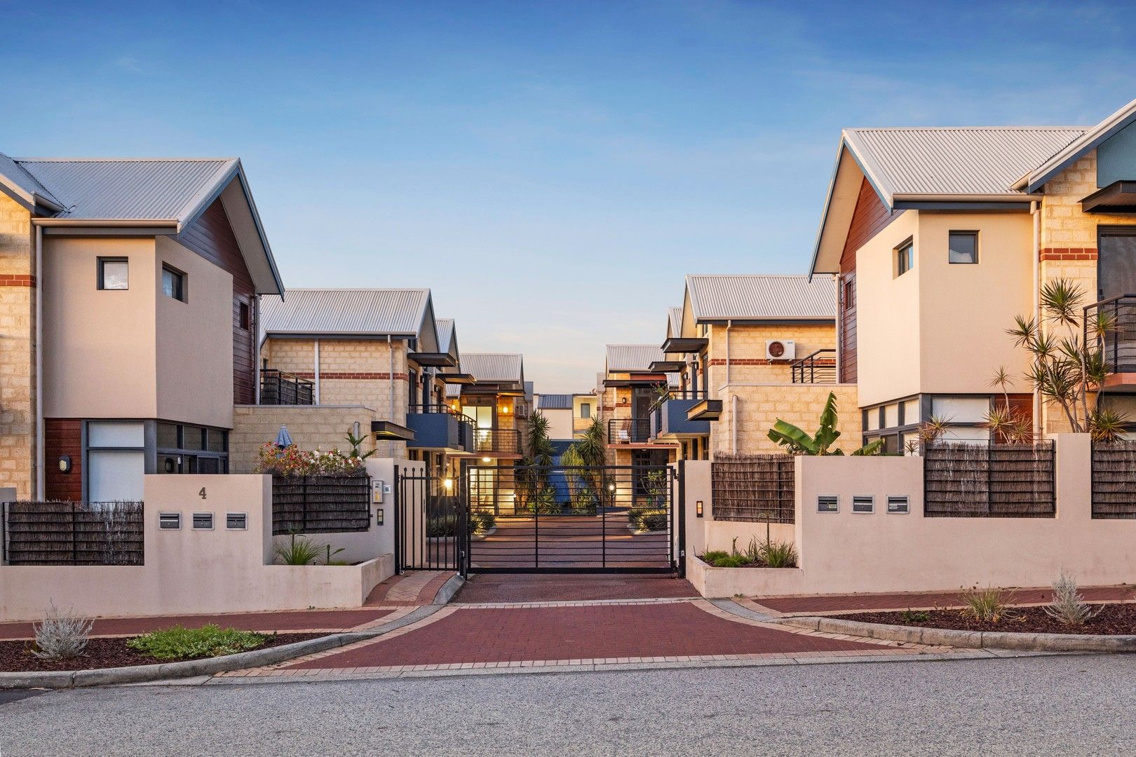 2 bedrooms Townhouse in 9/4-6 Kadina Street NORTH PERTH WA, 6006