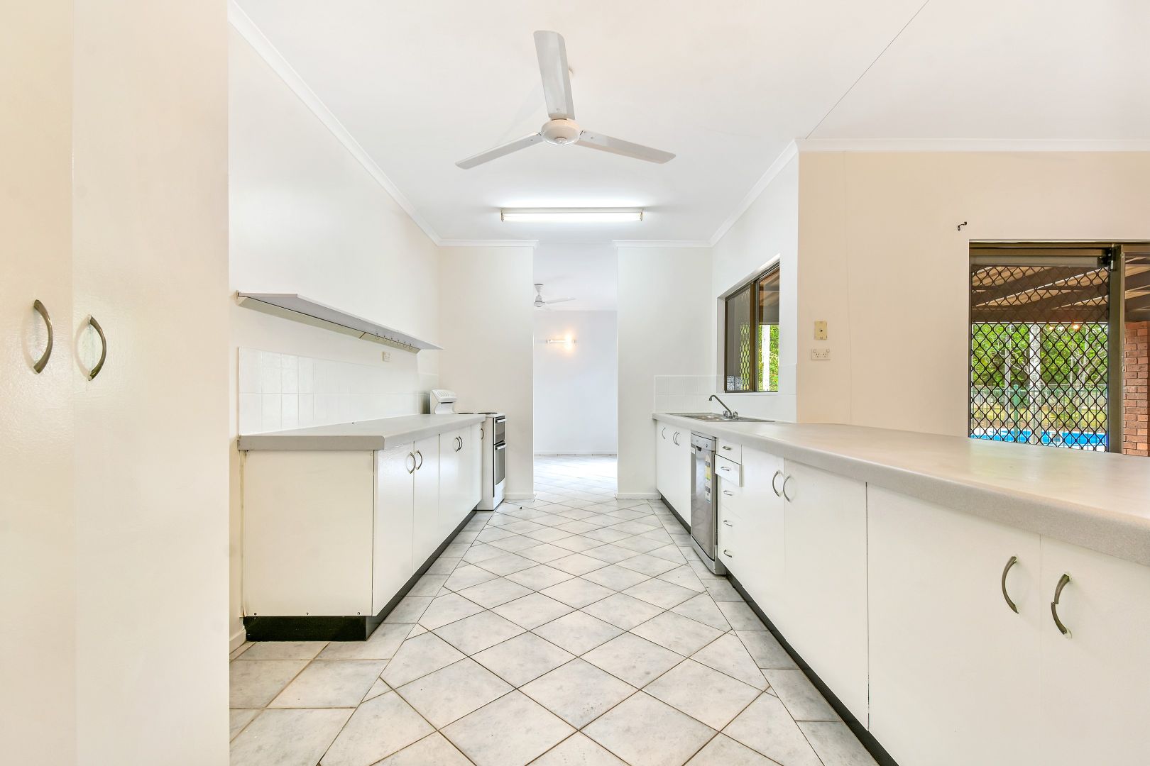 13 Augusta Drive, Marrara NT 0812, Image 1