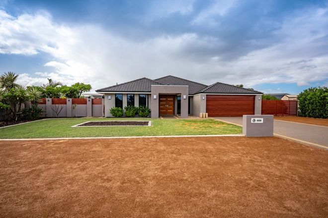 Picture of 63 Honeysuckle Boulevard, WOORREE WA 6530