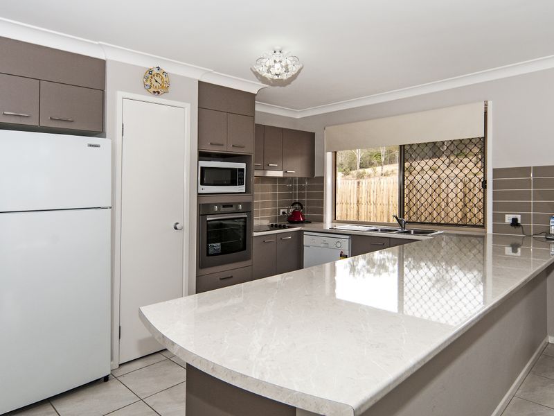 6 Keeley Place, Esk QLD 4312, Image 0