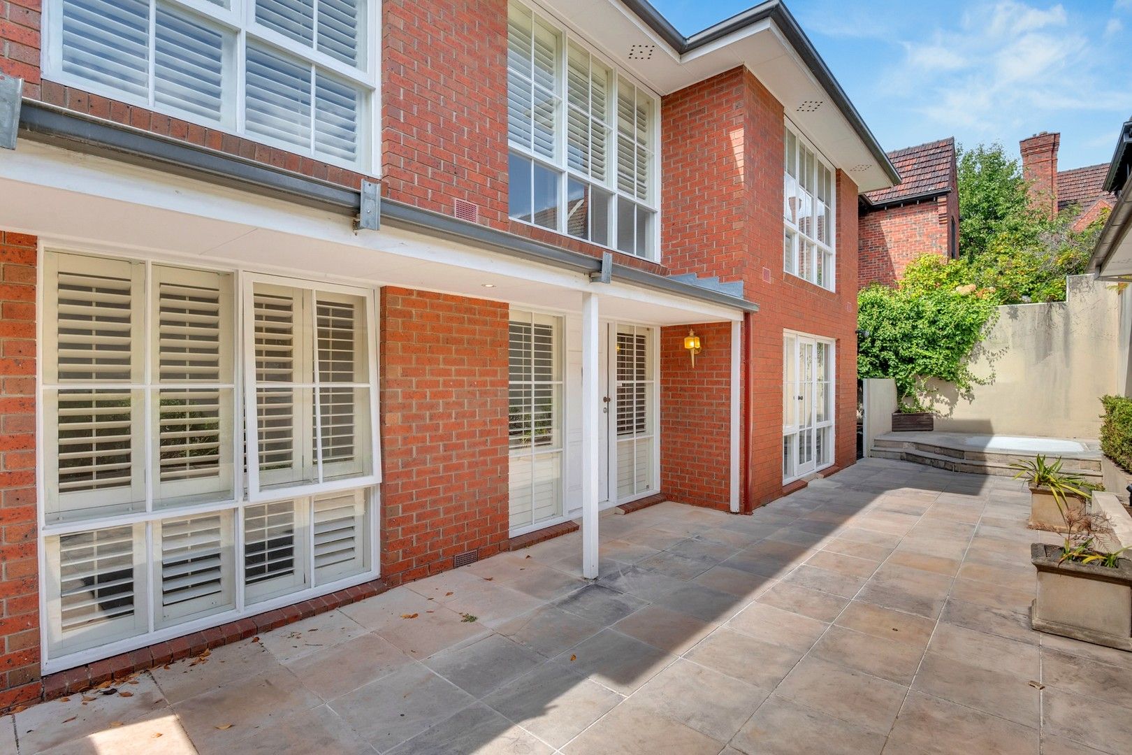 4 bedrooms Townhouse in 3/720 Orrong Road TOORAK VIC, 3142