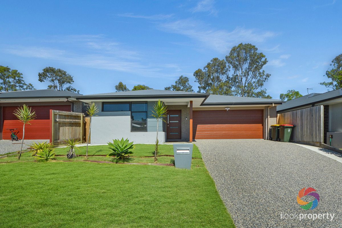 4 bedrooms House in 7 Baronet Place PALLARA QLD, 4110