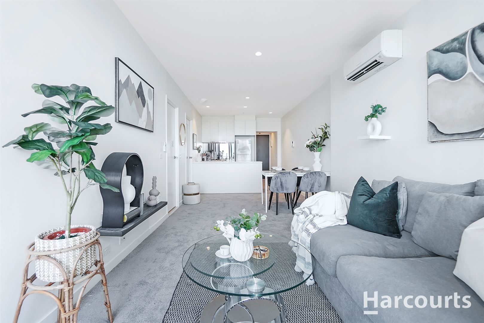 2 bedrooms Apartment / Unit / Flat in 2006/45 Clarke Street SOUTHBANK VIC, 3006