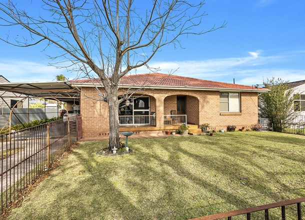 17 Barellan Avenue, Dapto NSW 2530