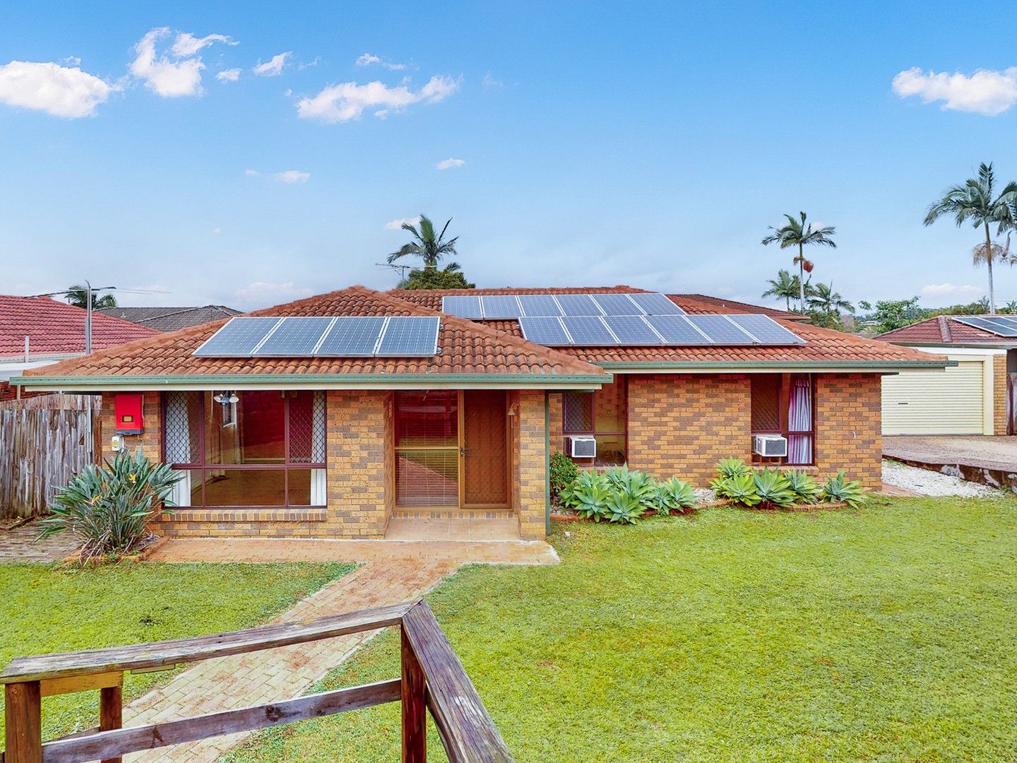 4 bedrooms House in 8 Forest CRT ALGESTER QLD, 4115