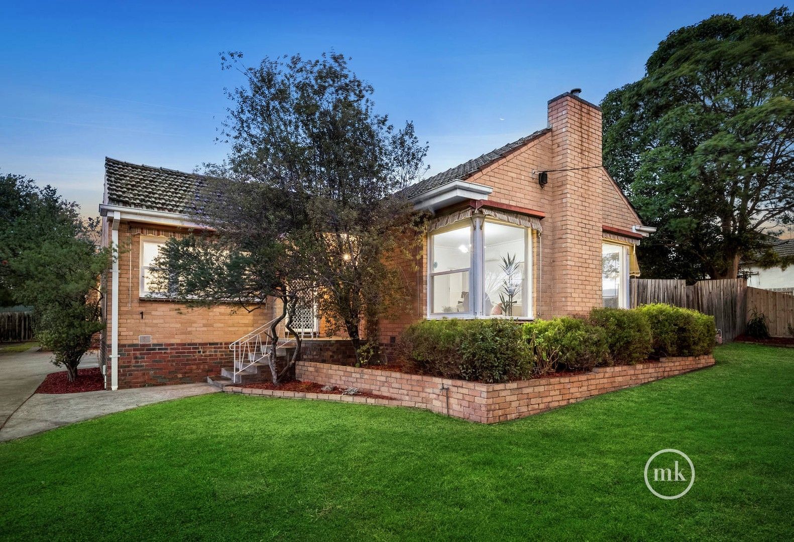 2 bedrooms Apartment / Unit / Flat in 1/573 Grimshaw Street BUNDOORA VIC, 3083