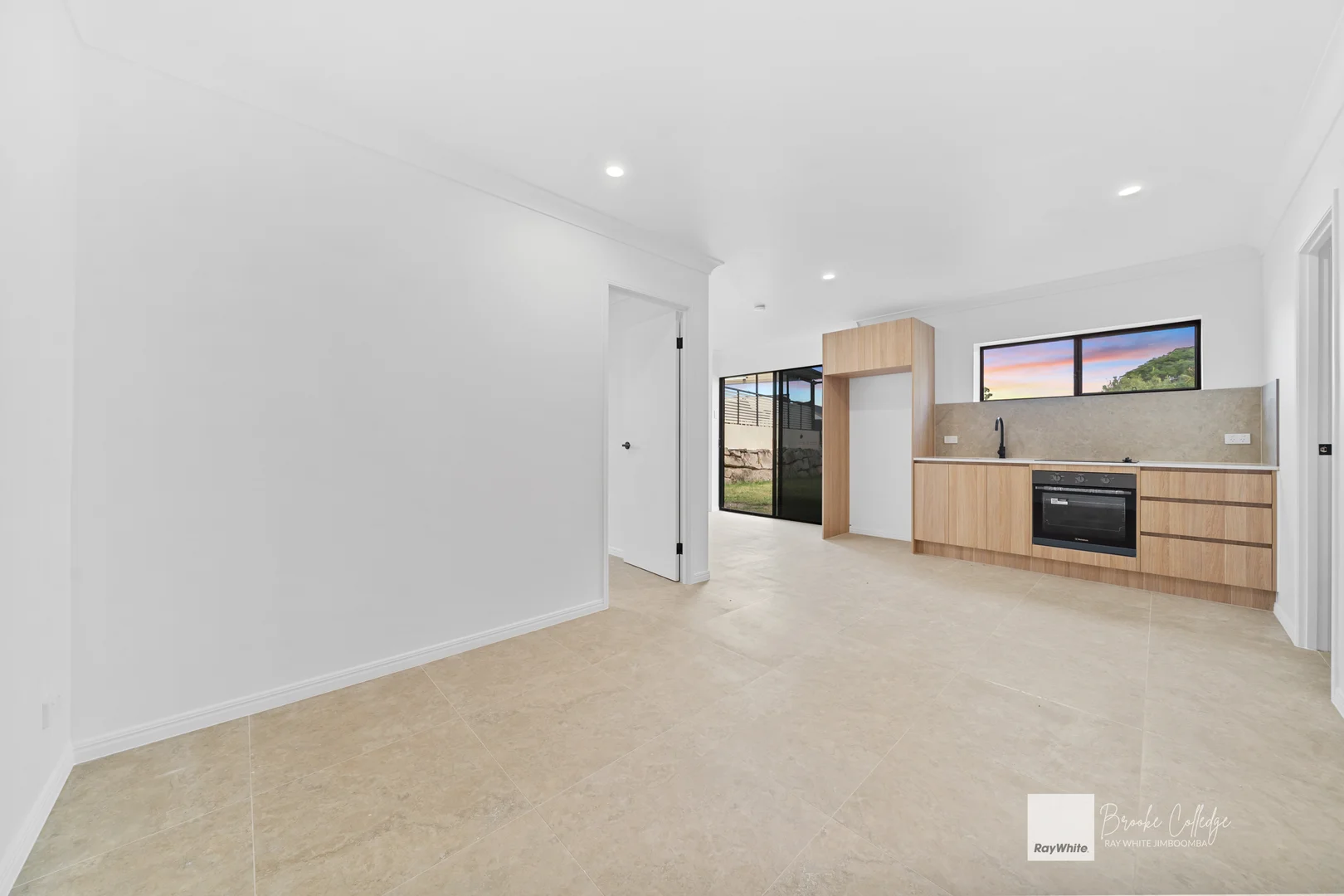 Additional image 23 of 20 Cocas Street, Regents Park QLD 4118