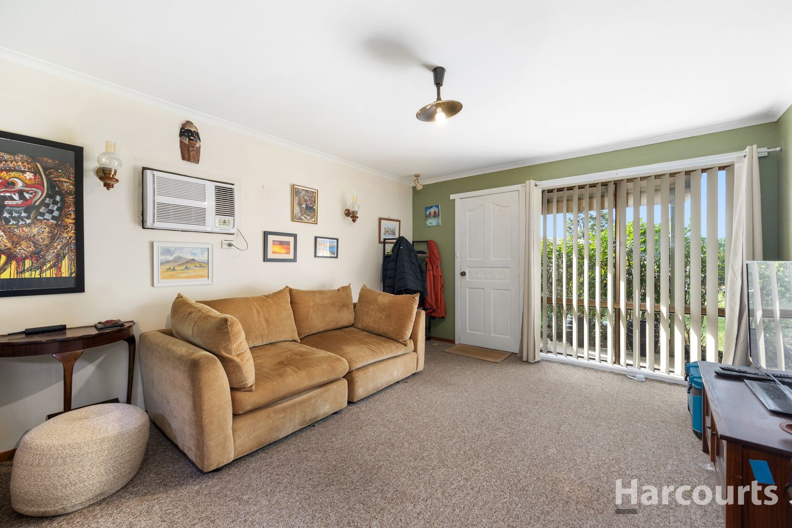 3/1 Baxter Court, Moe VIC 3825, Image 2