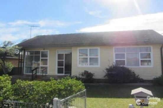 3 bedrooms House in 27 BODALLA ST FAIRFIELD HEIGHTS NSW, 2165