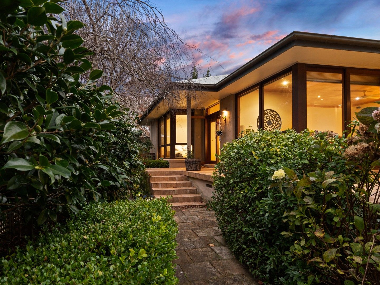 51 Toulon Avenue, Wentworth Falls NSW 2782 Domain