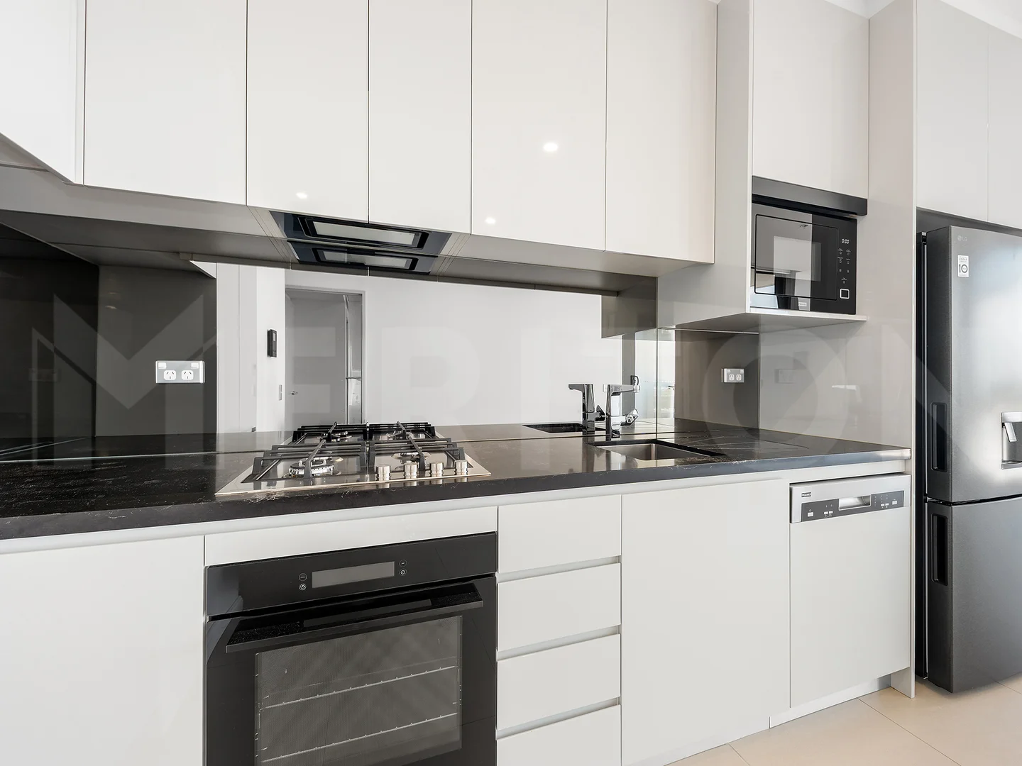 Additional image 4 of 1B/675 GARDENERS ROAD, Mascot NSW 2020