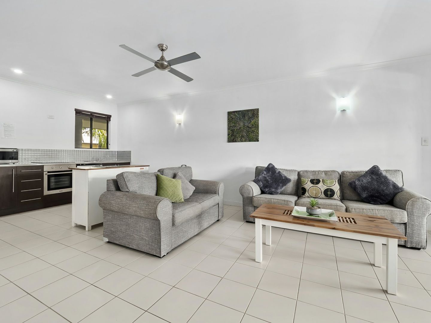 28/81-85 Cedar Road, Palm Cove QLD 4879, Image 2