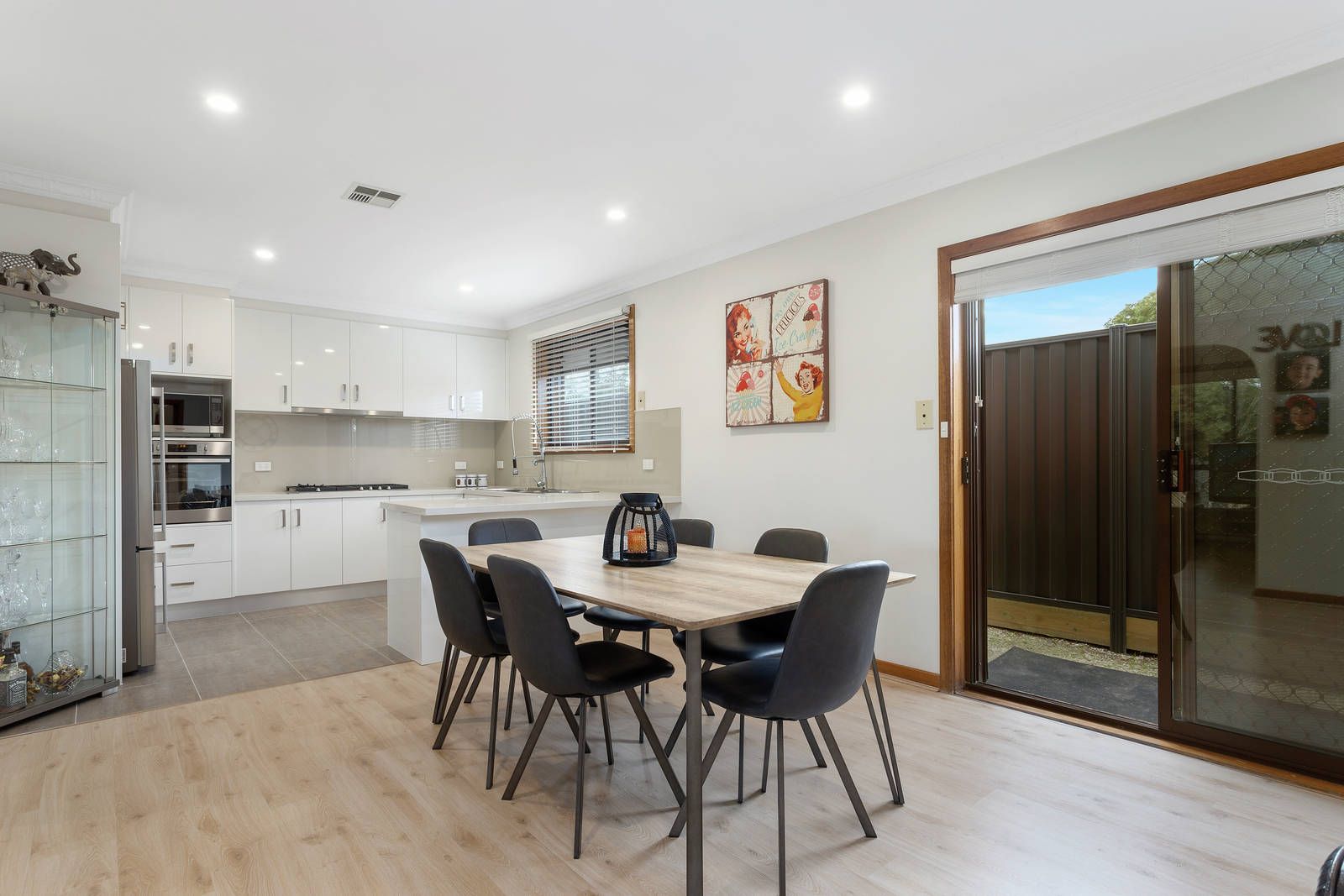 2 Centre Court, Avondale Heights VIC 3034, Image 1