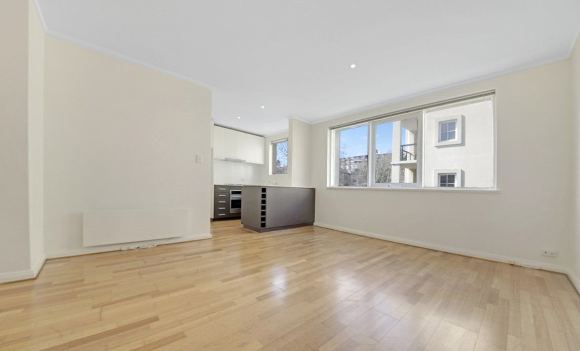 1 bedrooms Apartment / Unit / Flat in 10/372 Toorak Road SOUTH YARRA VIC, 3141