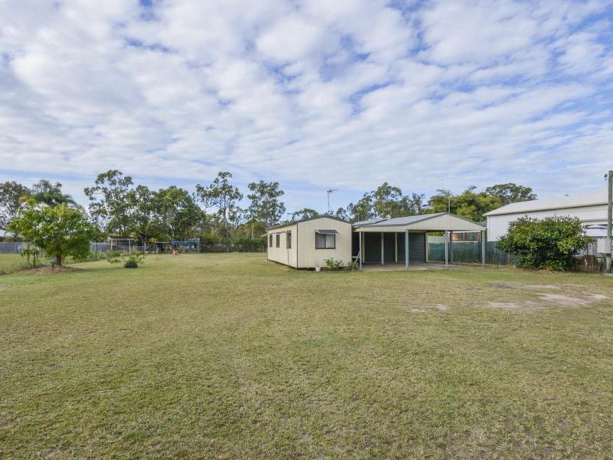 81 Pharlap Parade, Branyan QLD 4670, Image 2