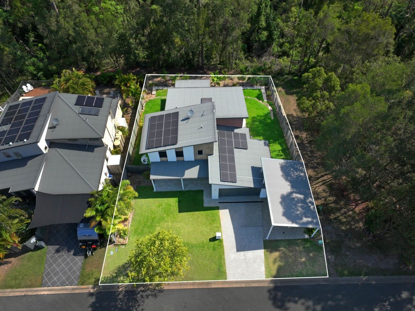 4 bedrooms House in  OXENFORD QLD, 4210