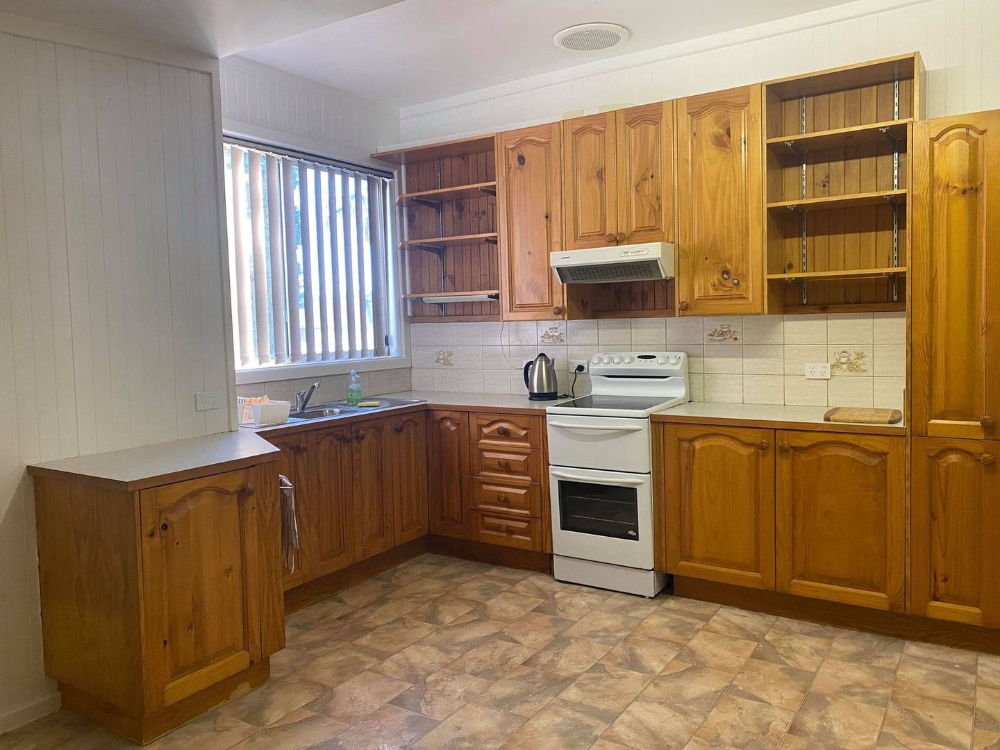 10 Floraville Road, Belmont North NSW 2280 House For Rent Domain