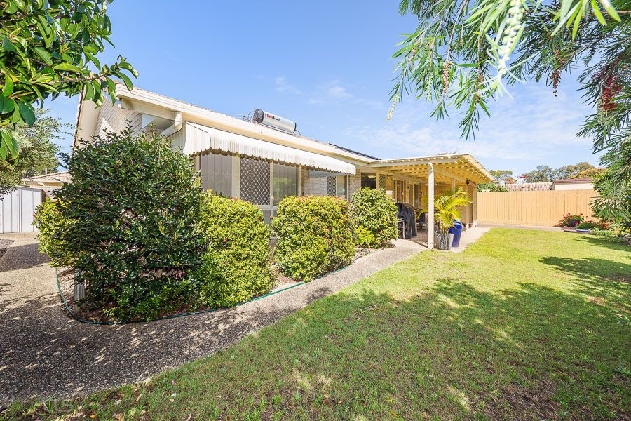 2/5 Carl Court, Banksia Beach QLD 4507, Image 0