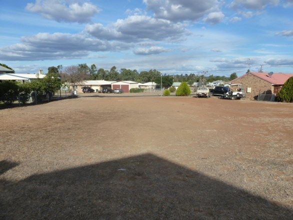 9 Charles Street, Mundubbera QLD 4626, Image 2