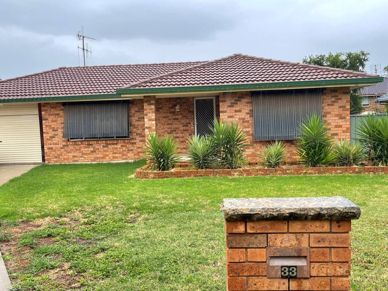 3 bedrooms House in 33 Glenhaven Avenue PARKES NSW, 2870