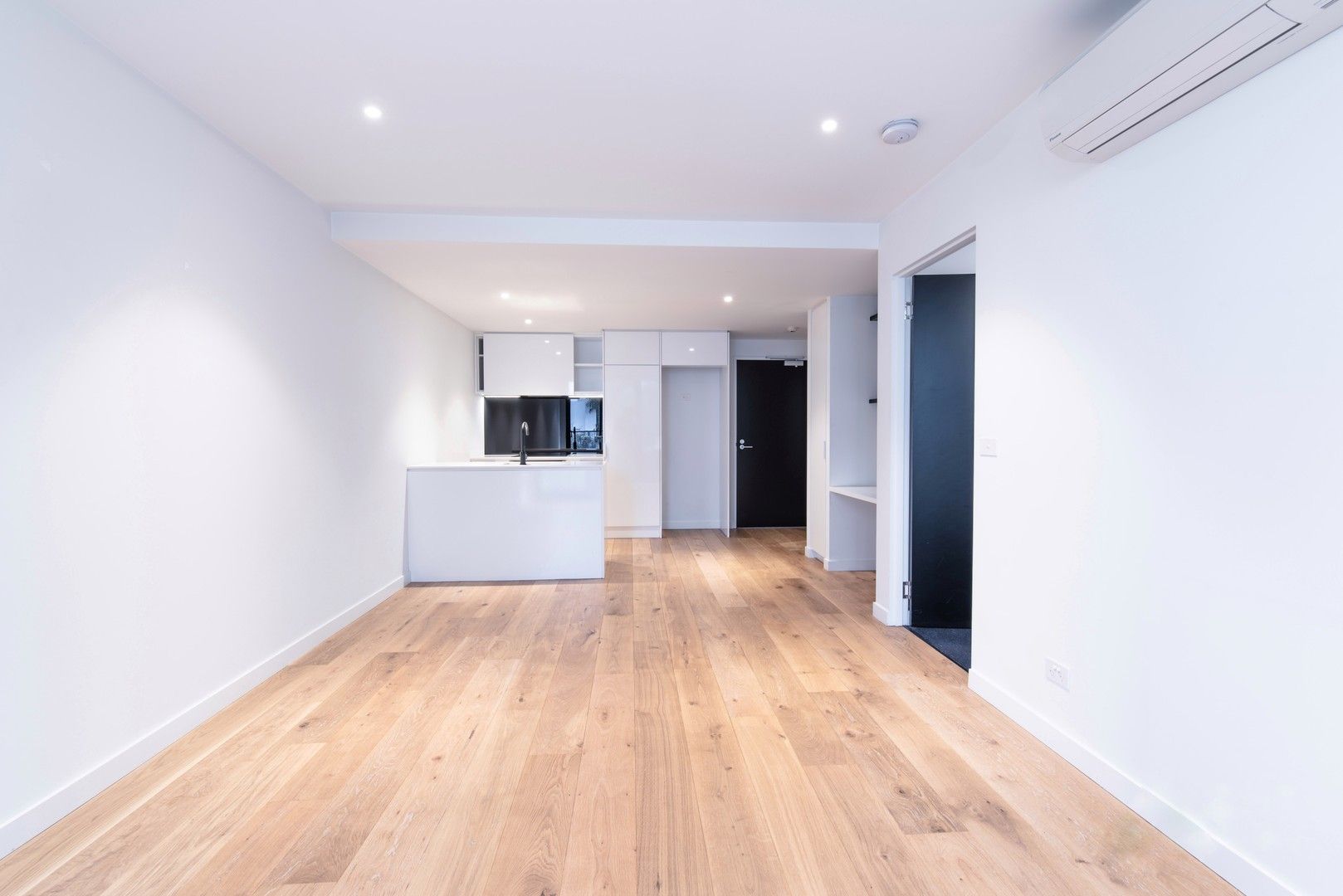 1 bedrooms Apartment / Unit / Flat in 111/24 Barkly Street BRUNSWICK EAST VIC, 3057