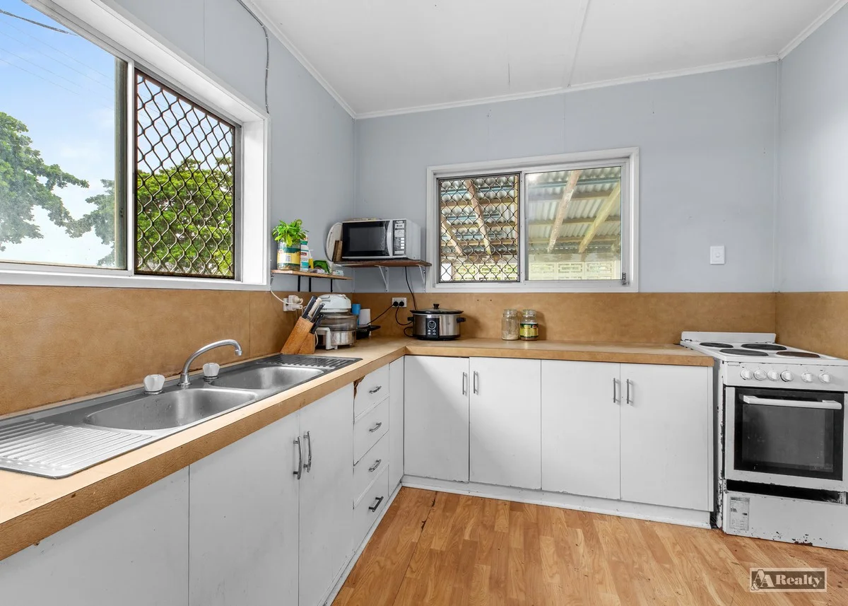 Additional image 5 of 21 Esplanade, Flying Fish Point QLD 4860