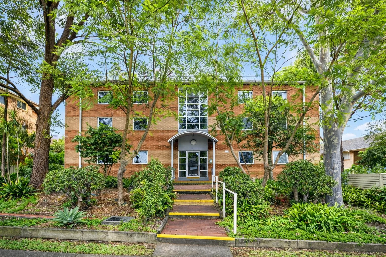 8/8-10 Dellwood Street, Bankstown NSW 2200