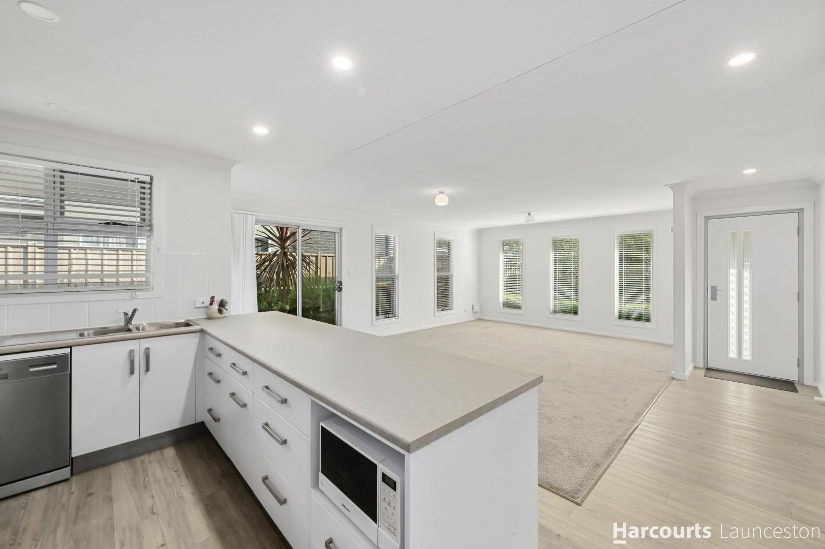 2/15 Hortus Place, Newnham TAS 7248, Image 1