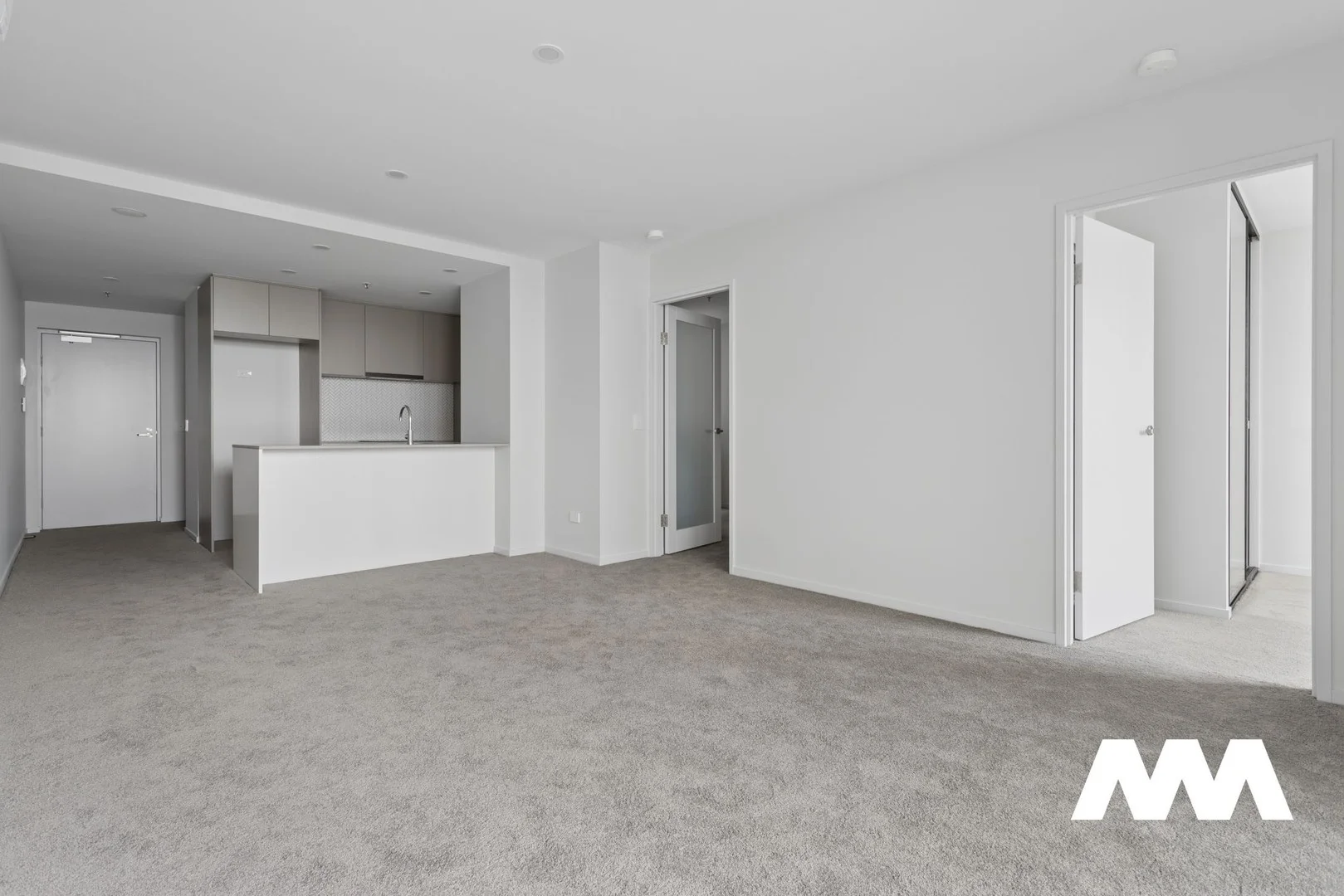 215/26 Cynthea Teague Crescent, Greenway ACT 2900