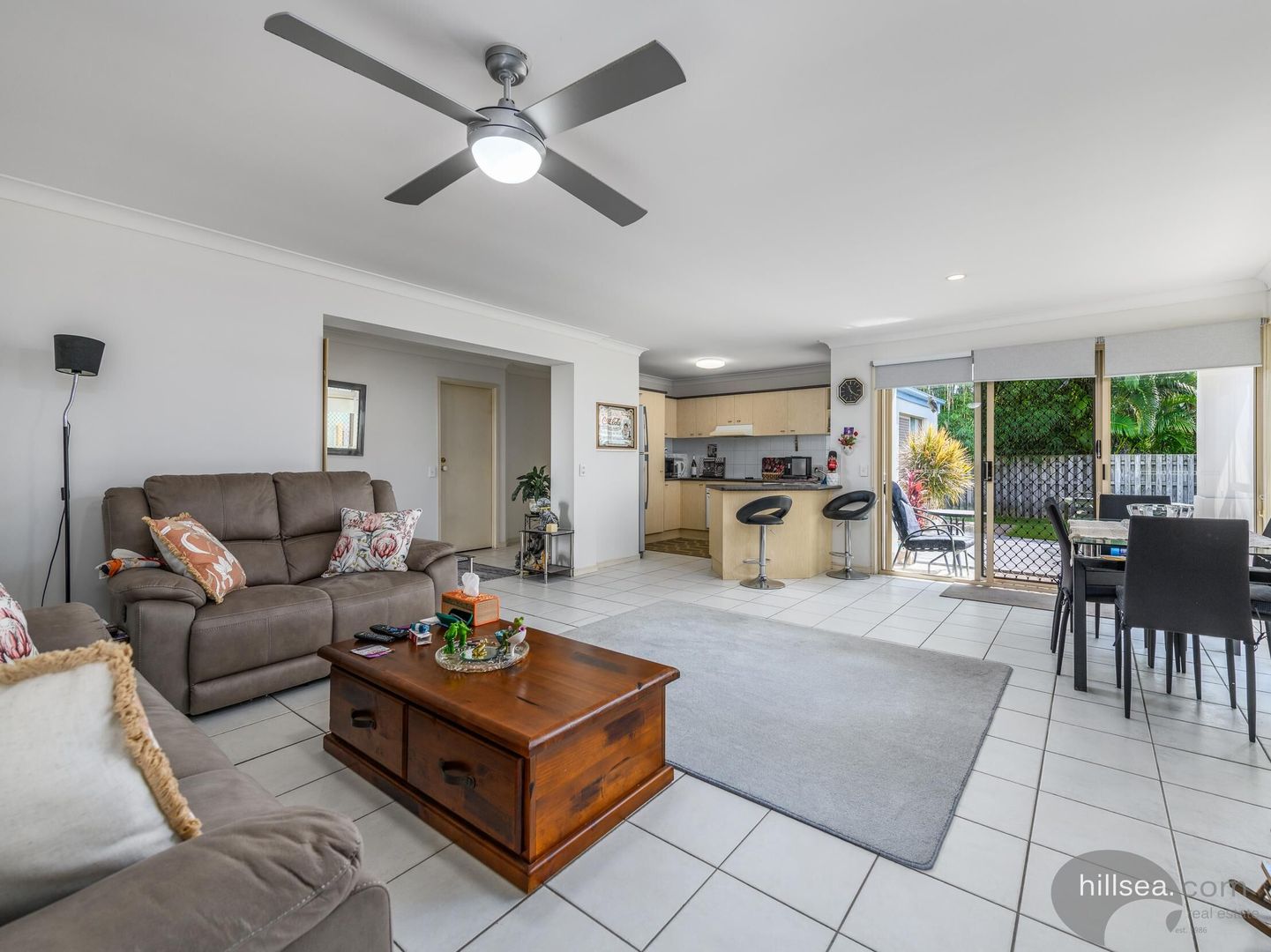 56 Marble Arch Place, Arundel QLD 4214, Image 2