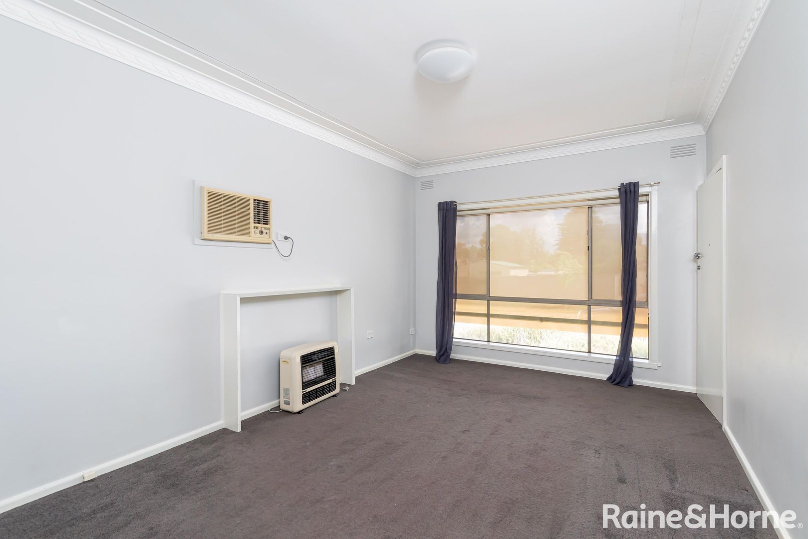 1,2,3/34 Manoora Avenue, Mount Austin NSW 2650, Image 1