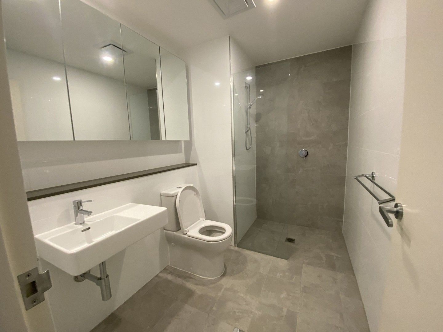 Rouse Hill NSW 2155 2 beds apartment for Rent, 560 G28/1F Herlina