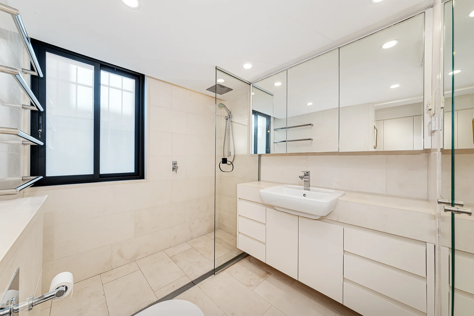 Additional image 12 of 8/79 Elizabeth Bay Road, Elizabeth Bay NSW 2011