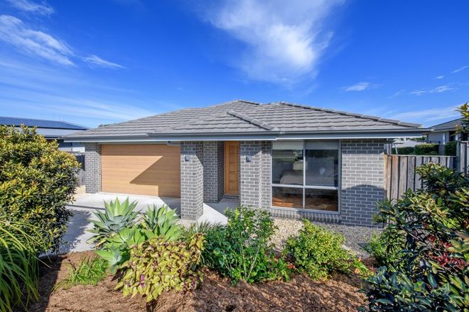 Picture of 16 Aubin Avenue, THRUMSTER NSW 2444