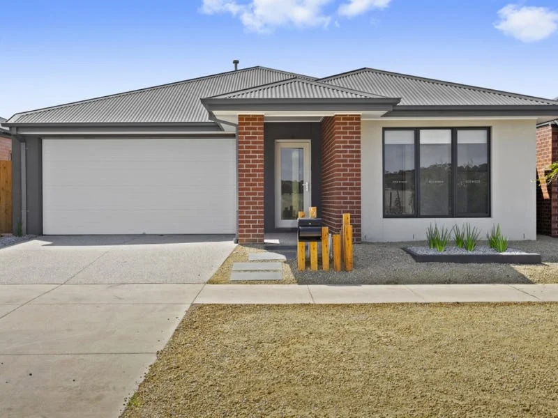 Primary image of 17 Madeira Street, Armstrong Creek VIC 3217