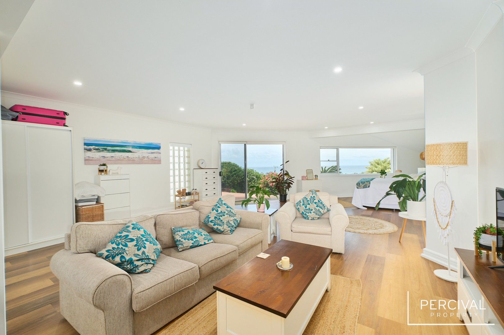 1 bedrooms Studio in 1/1 Glen Street PORT MACQUARIE NSW, 2444