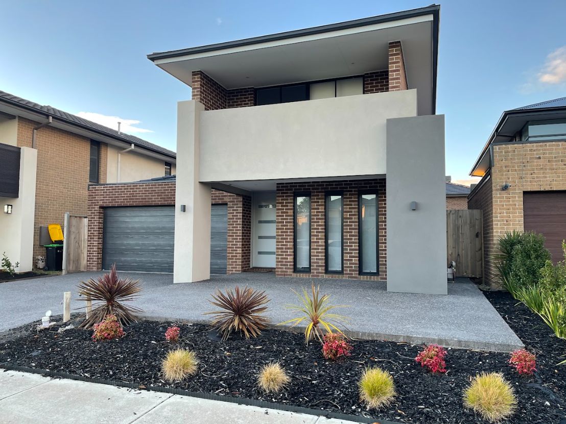 4 bedrooms House in 41 Weston Street KEYSBOROUGH VIC, 3173