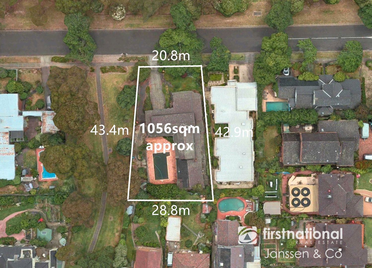 4 bedrooms House in 16 Kosciusko Road BALWYN NORTH VIC, 3104