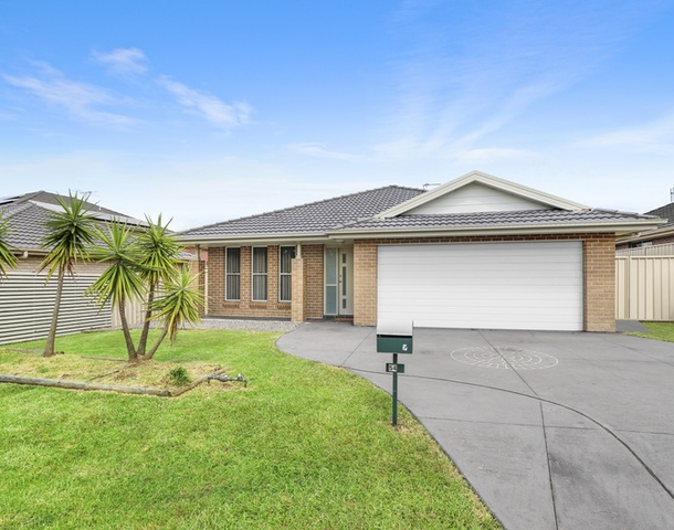 54 Waterside Drive, Woongarrah NSW 2259