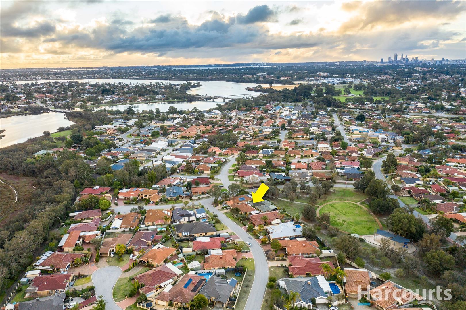 4 Foreshore Entrance Wilson Wa 6107 House For Sale Domain