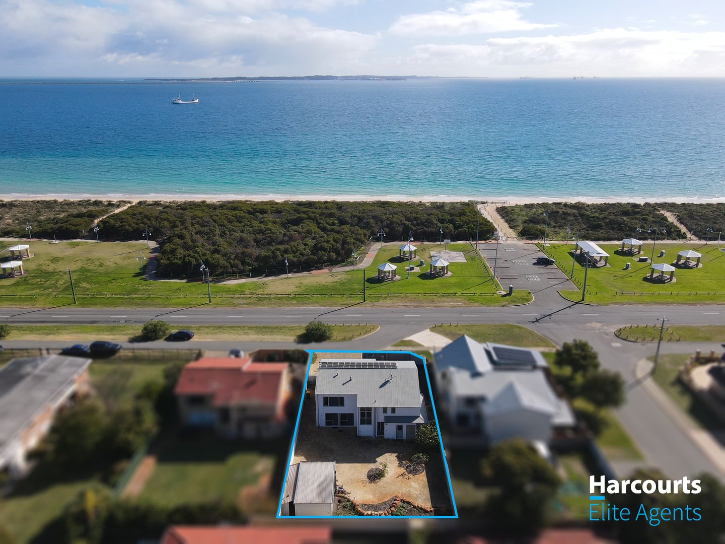 81 Rockingham Beach Road, Rockingham WA 6168, Image 1