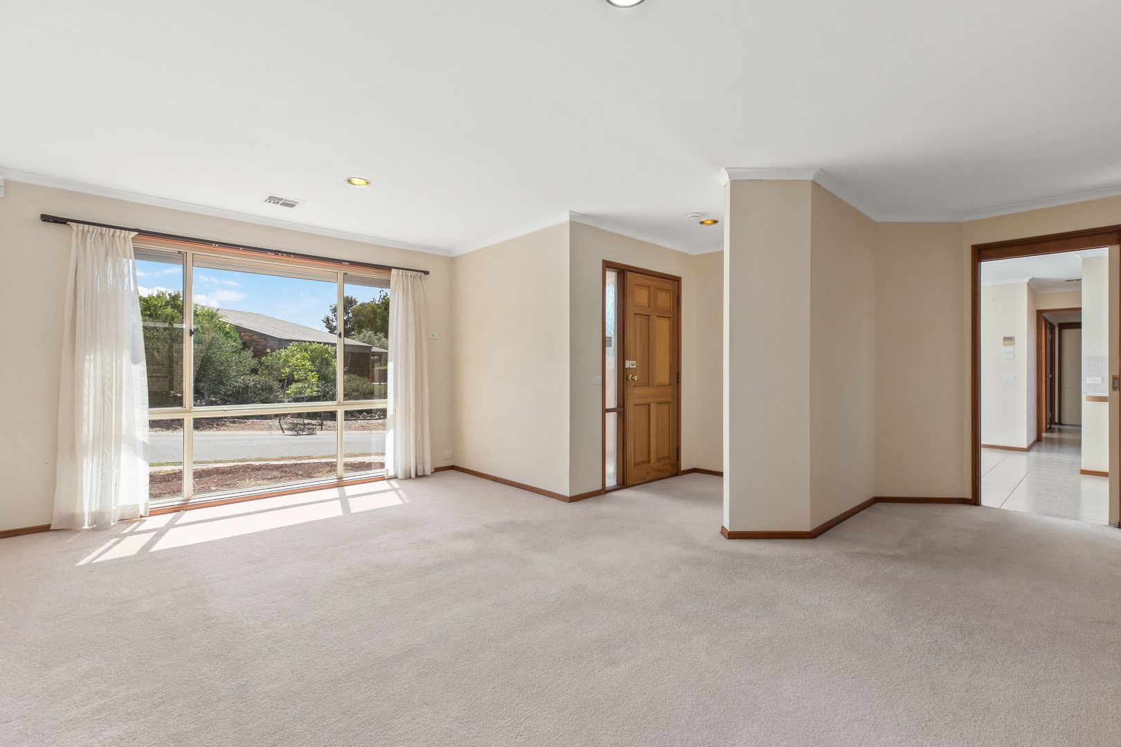 1 Medworth Crescent, Lyneham ACT 2602, Image 1