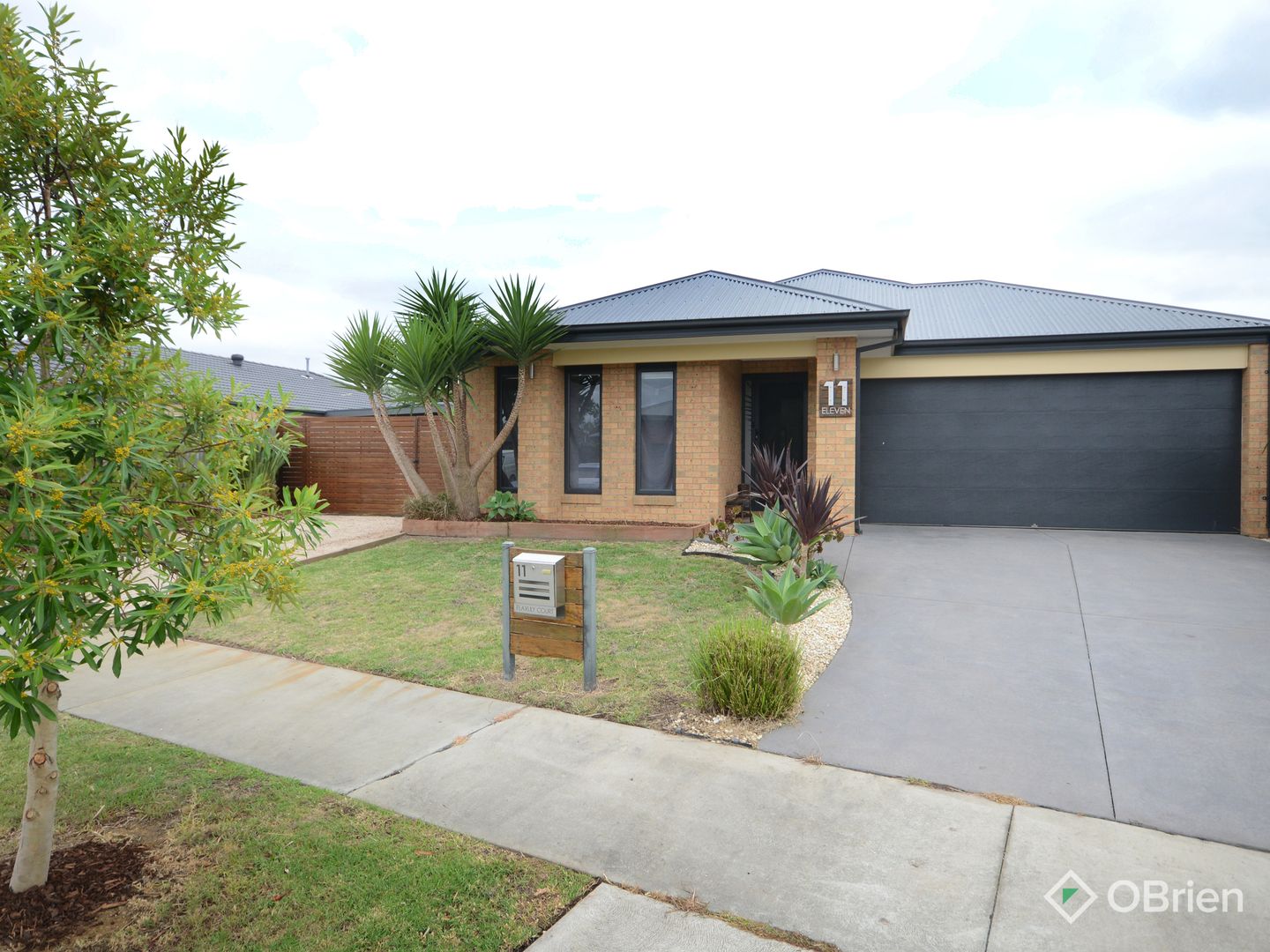 11 Flaxlily Court, Bairnsdale VIC 3875